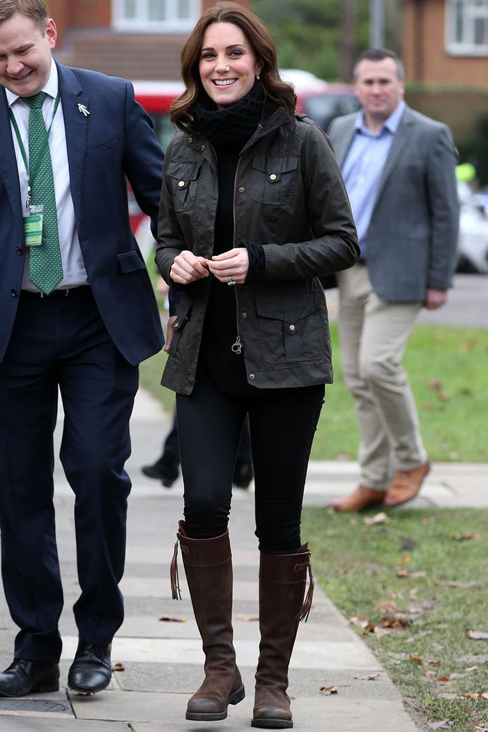 Kate Middleton riding boots and skinny jeans