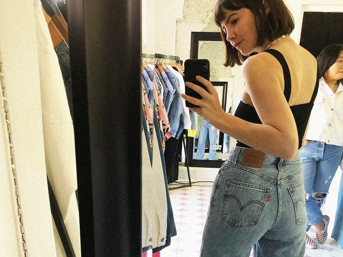 How Each of the Most Popular Levi's Jeans Fit IRL